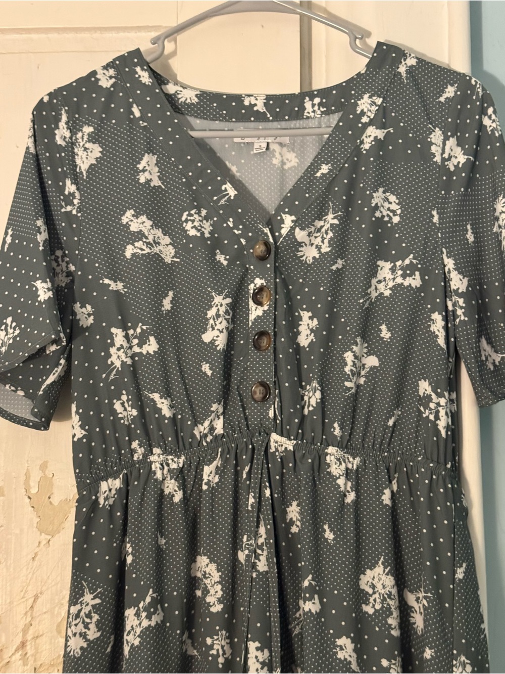 Women’s Slate Green Floral Button-Front Dress, Small, EUC like new